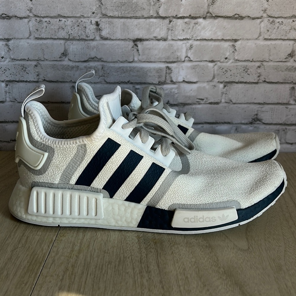 adidas gazelle silver green womens Adidas Originals NMD R2 Men's Shoes Core Black / Utility Black / Trace